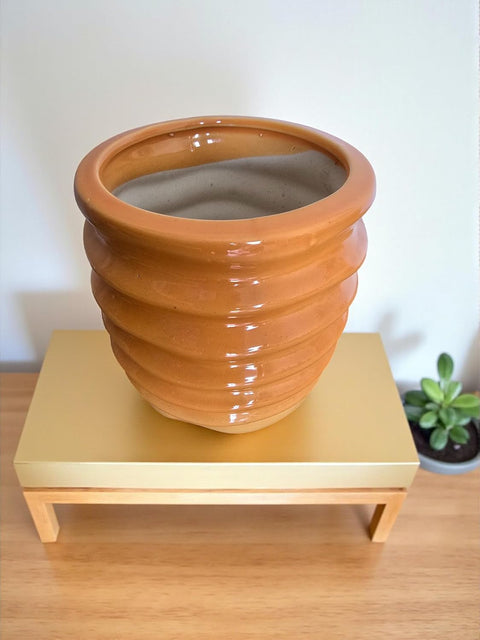 Ribbed Ceramic Pot
