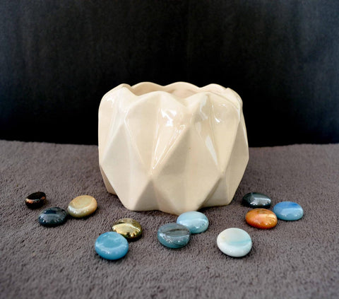 Diamond Cut Ceramic Pot