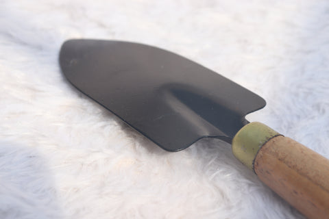 Trowel